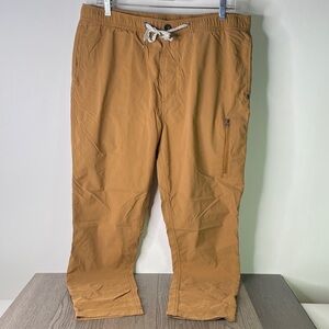 Vuori Men's XL /30” Inseam Drawstring Joggers in Tan - 1378